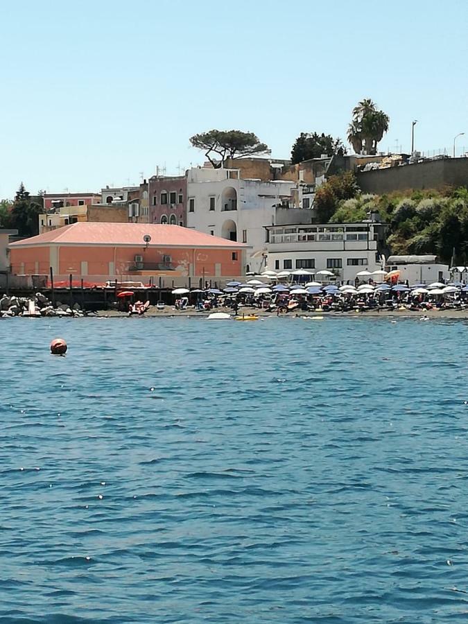 普罗奇达Casa Geltrude Al Porto别墅 外观 照片