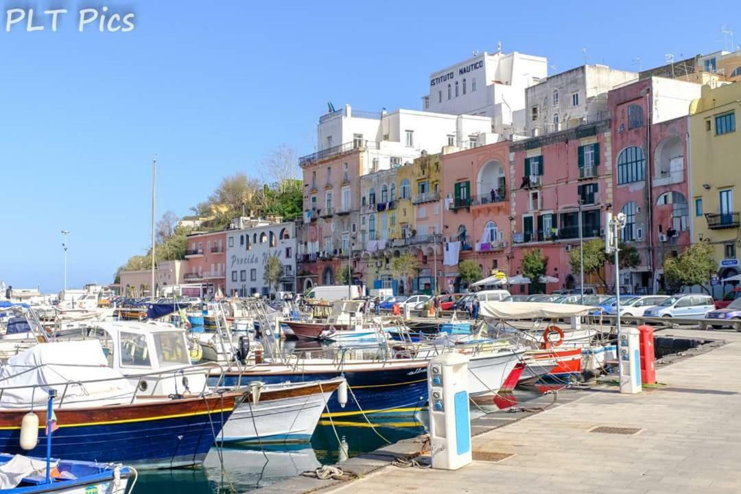 普罗奇达Casa Geltrude Al Porto别墅 外观 照片