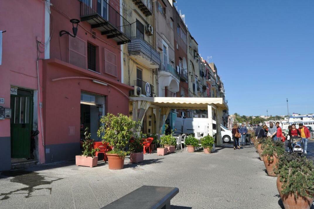 普罗奇达Casa Geltrude Al Porto别墅 外观 照片